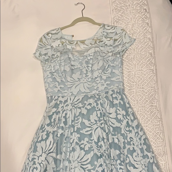 Pale blue dress - Picture 1 of 4